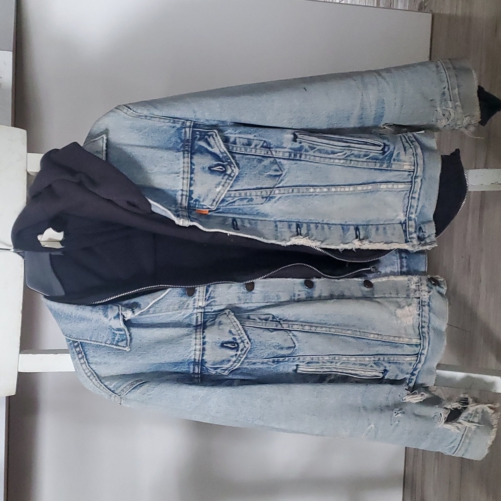 Vintage distressed Levi Jacket with Black Sweatshirt